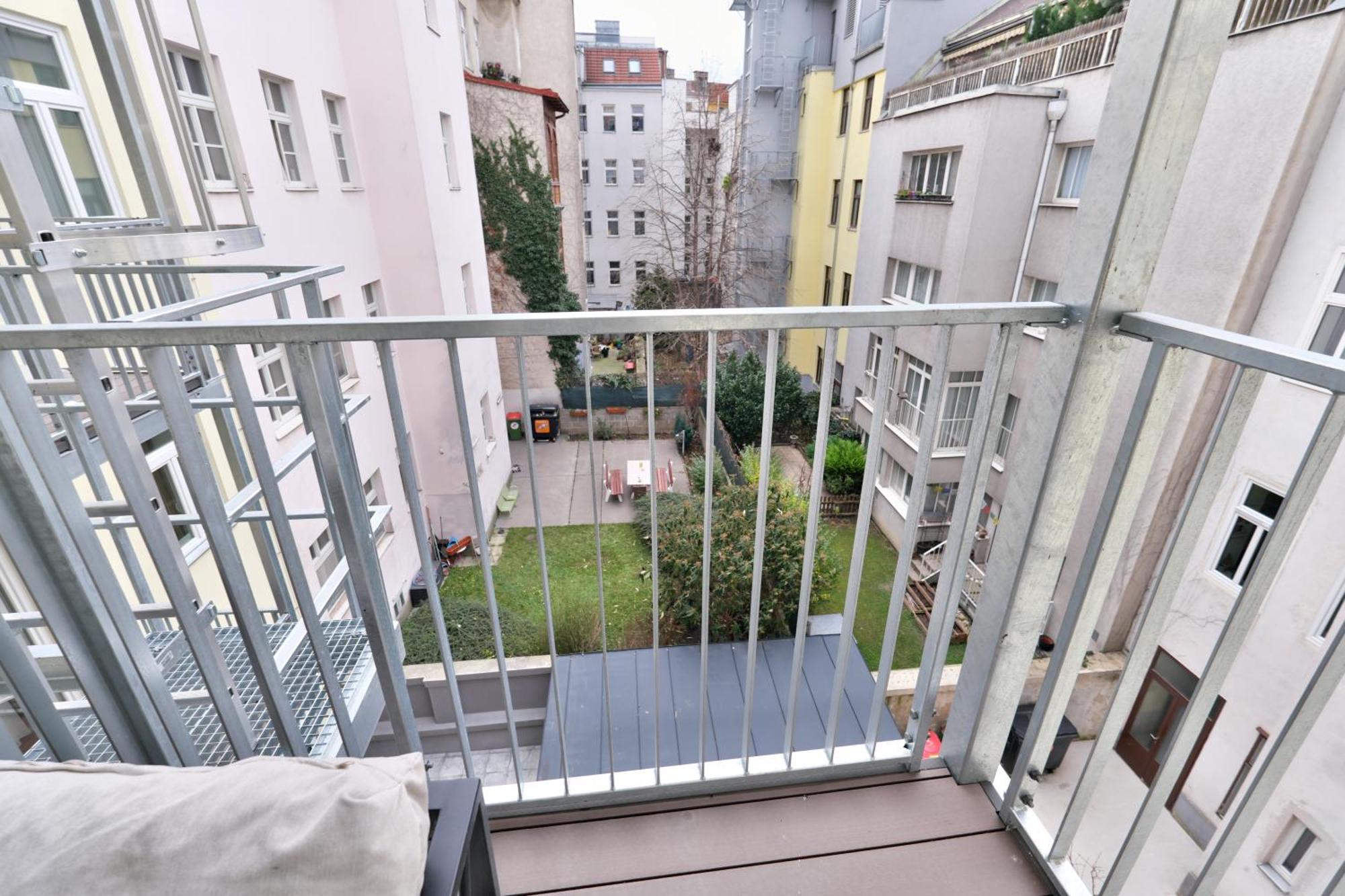 Vienna Lotus Apartments Εξωτερικό φωτογραφία