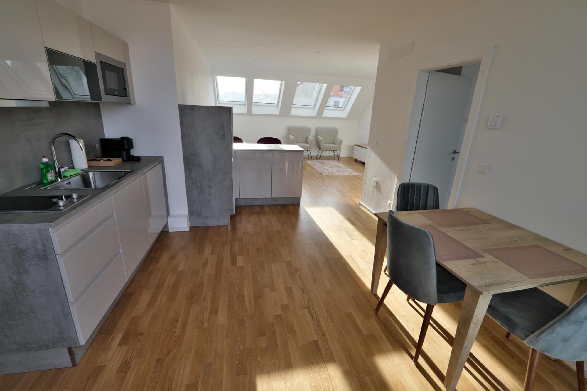 Vienna Lotus Apartments Εξωτερικό φωτογραφία